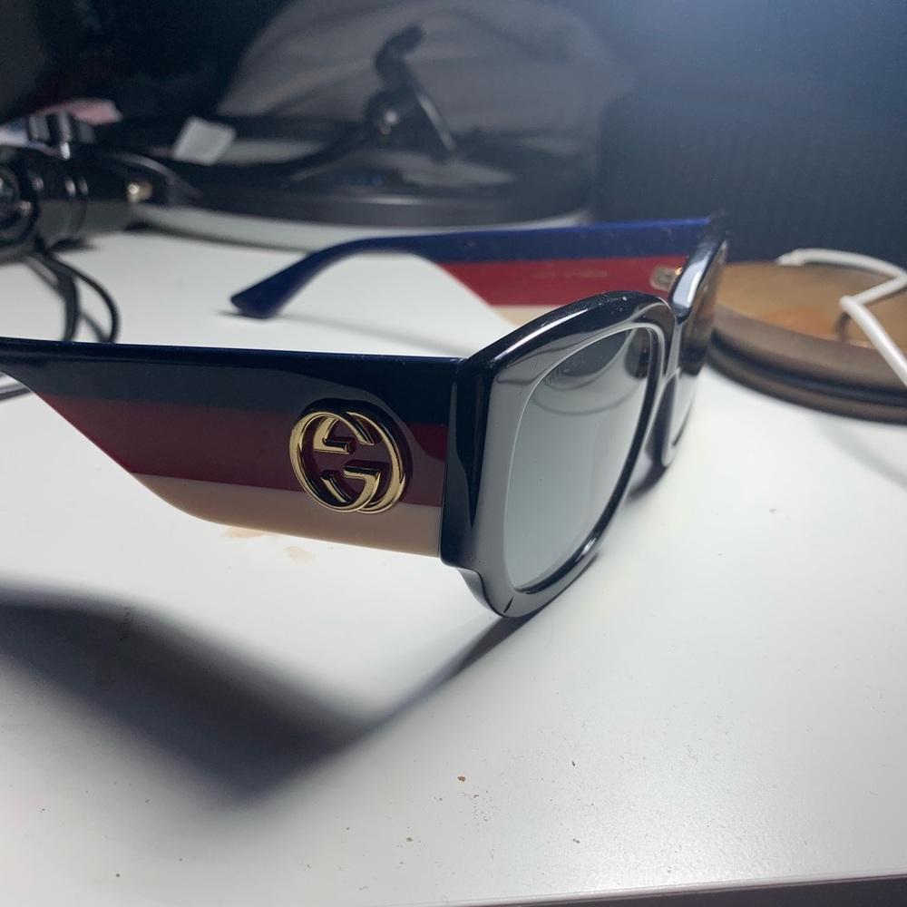 Gucci sunglasses